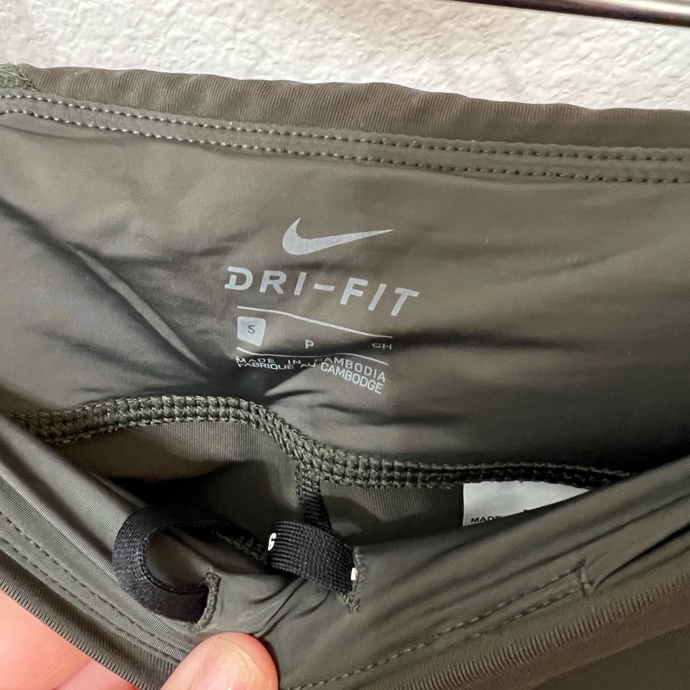 Deep grey'd green, think deep olive, Nike womens leggings with mesh & pockets